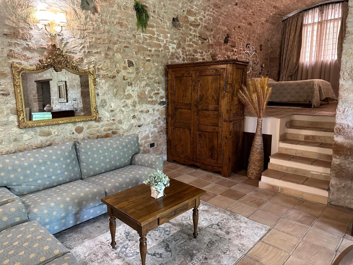 All Stone Horse Stable Converted To Elegant Apartment - Baltimora 스폴레토 외부 사진